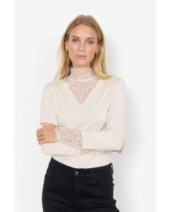 TOP, détail dentelle écru