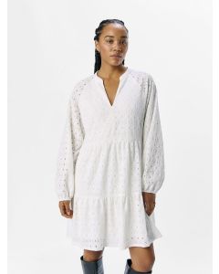 ROBE BLANCHE DENTELLE