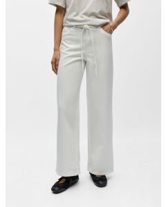  Jean large &agrave; taille nou&eacute;e